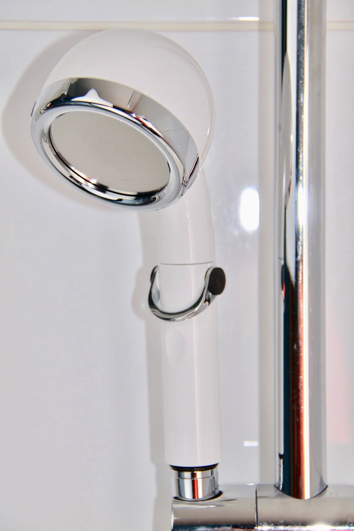 amane eco Stop-Lever Shower Head ✅ extra Water Saving | White - Image 9