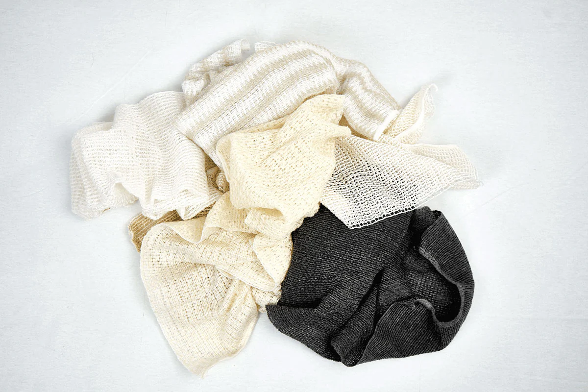 Konoha  "Gifts of Nature" eco Body Cloths - Silk Hardness: ◼️◻️◻️◻️◻️     Foaming: ◼️◻️◻️ - Image 5